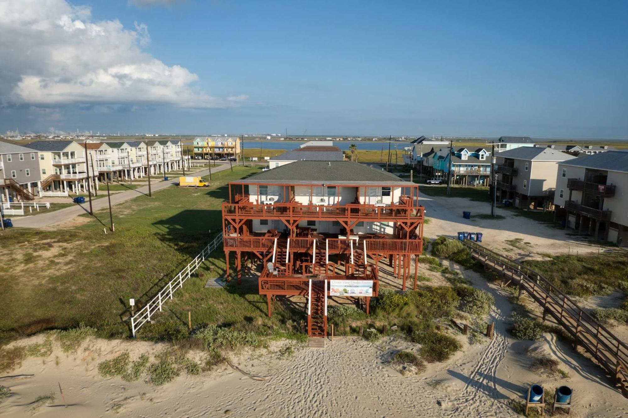 Unobstructed Oceanfront Sea Turtle Unit 2 Beach Pad! Сърфсайд Бийч Екстериор снимка
