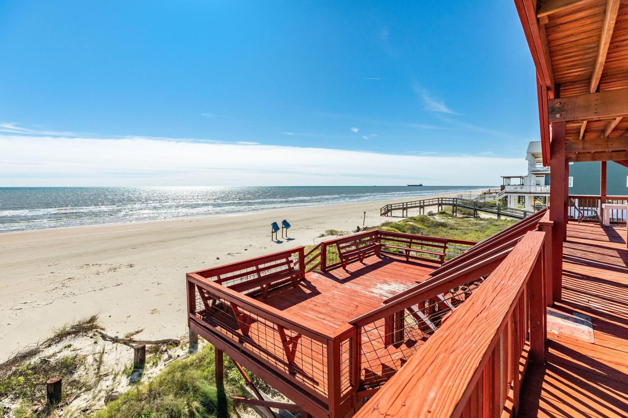 Unobstructed Oceanfront Sea Turtle Unit 2 Beach Pad! Сърфсайд Бийч Екстериор снимка