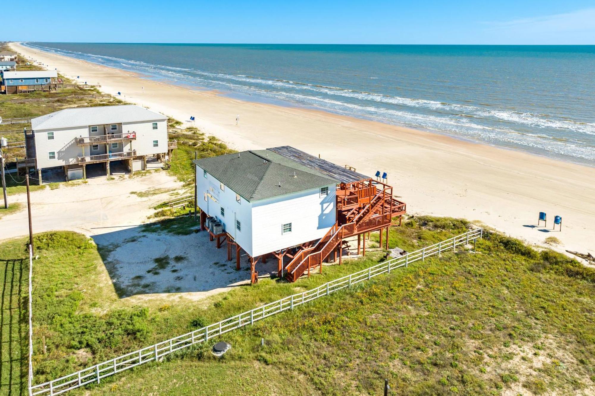 Unobstructed Oceanfront Sea Turtle Unit 2 Beach Pad! Сърфсайд Бийч Екстериор снимка